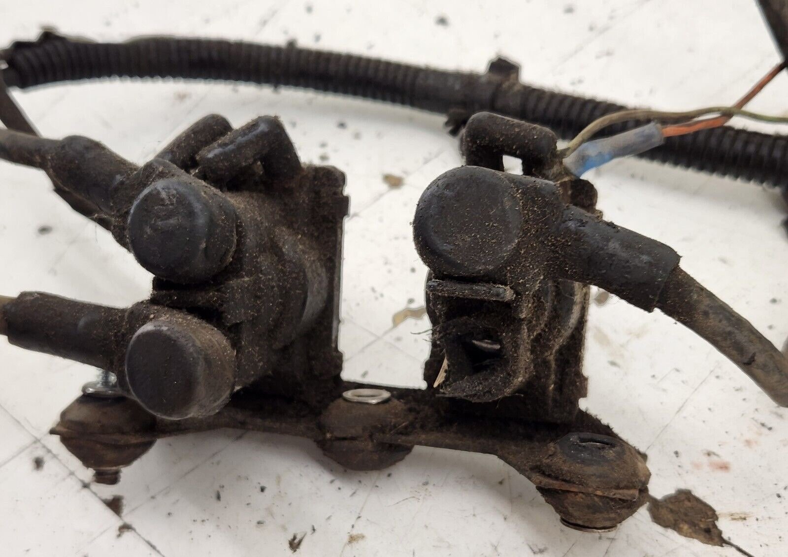 Second image of 1996 Dodge Ram 2500 3500 12V Cummins 4x4 Engine Auto Transmission PCM Harness