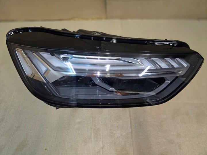 Audi Q5 SQ5 Facelift Right LED Matrix Headlight OEM 80A