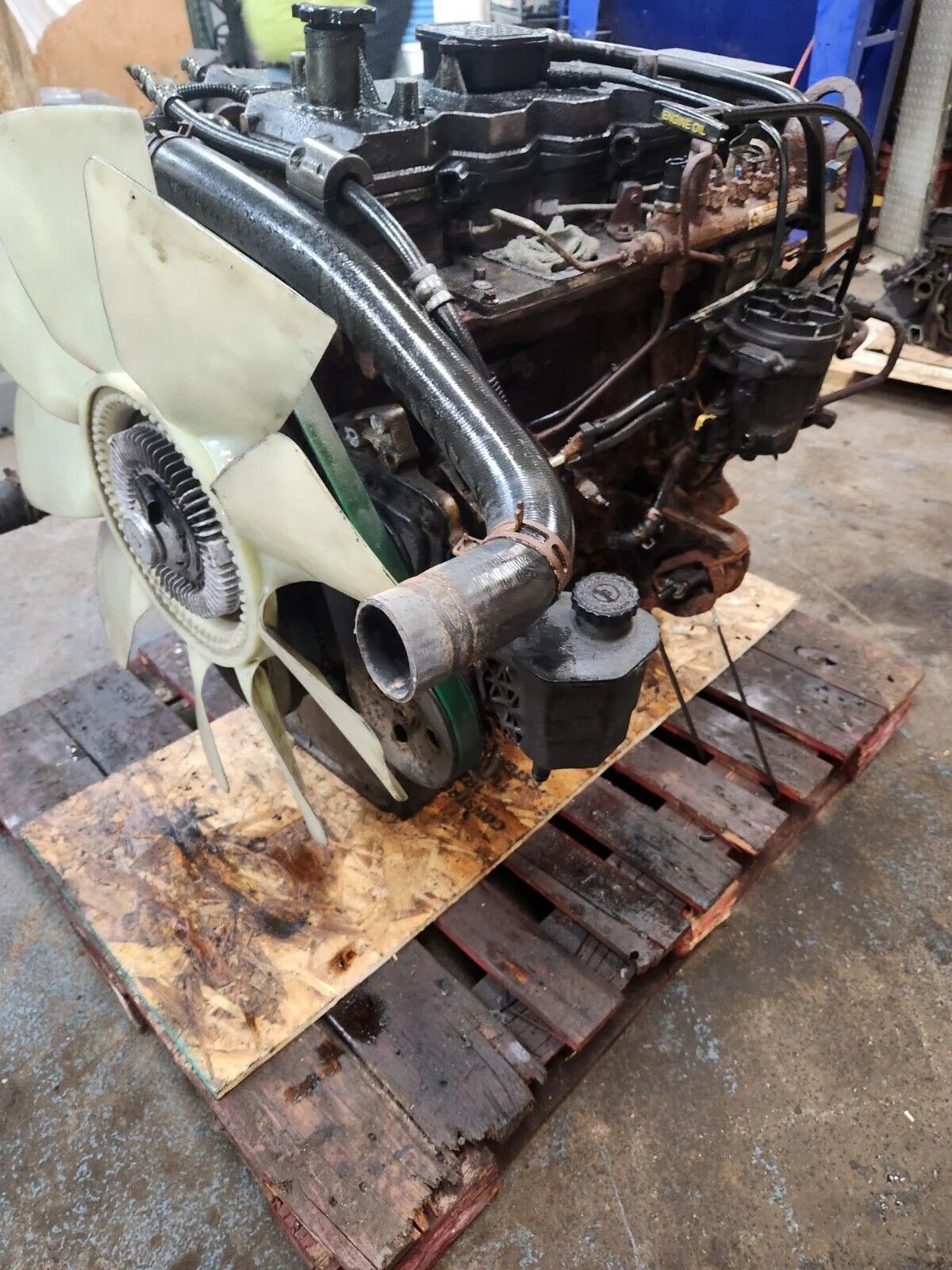 Second image of 2003-2004 Dodge Ram 3500 Cummins ISB 5.9L 24V Diesel Engine, 260k Miles