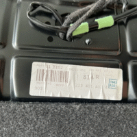 Original-Mercedes-Benz-S-Class-W222-rear-seats-BROWN-with-armrest-NEW-11.png