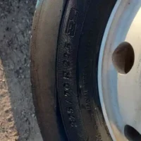 Used-2000-HUB-PILOT-12R-22.5-Tire-65dHPpeO3Lul_f