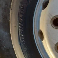 Used-2000-HUB-PILOT-12R-22.5-Tire-raW8sdI86VoY_f