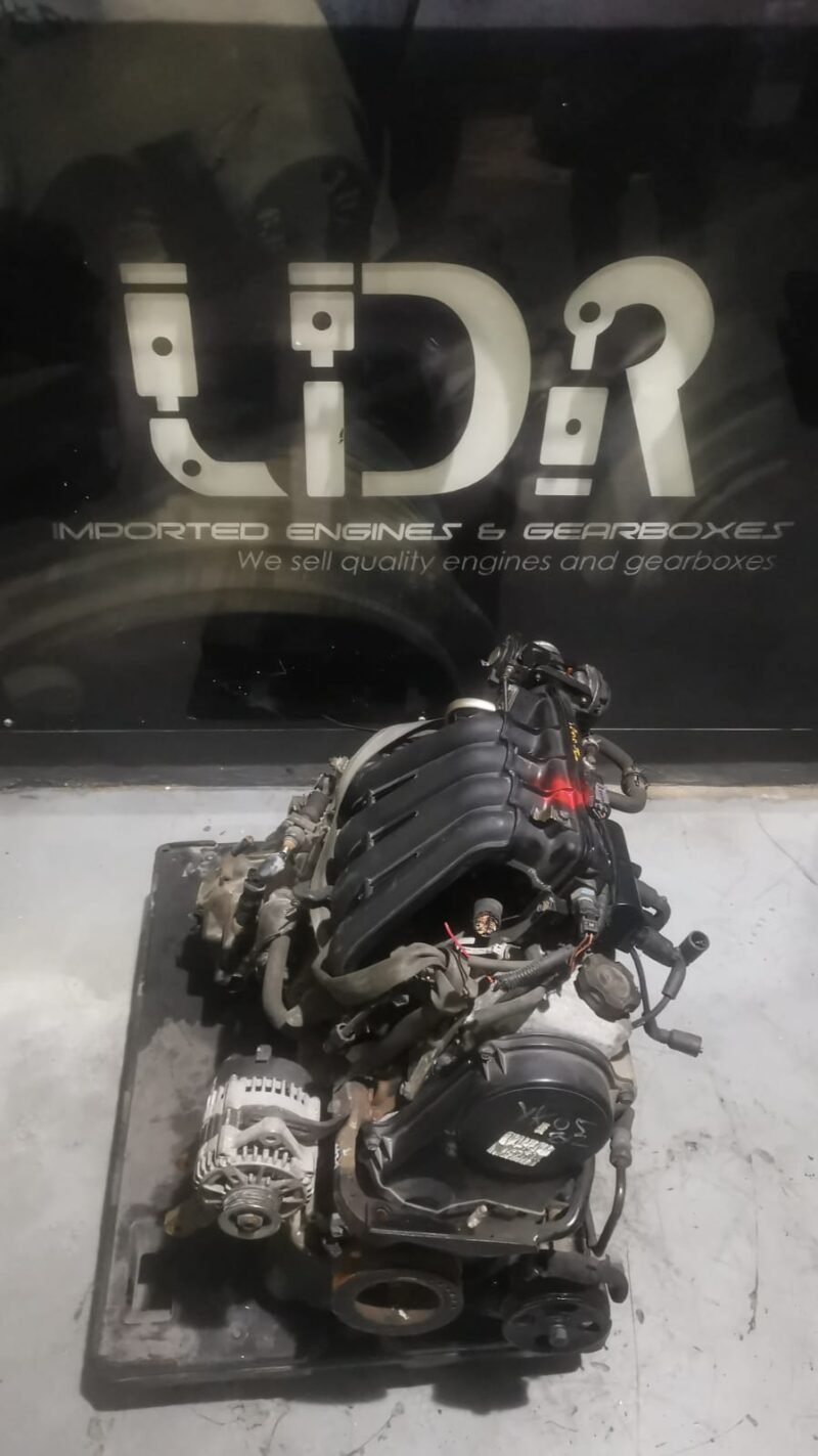 Second image of Daewoo / Hyundai 1.0L B10S Engine Petrol
