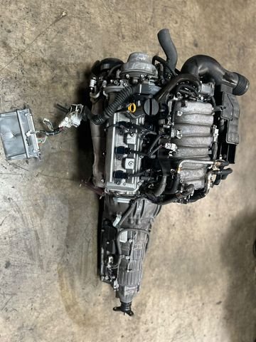 Second image of Toyota Lexus 3UZ-FE 4.3L V8 JDM Engine GS430 LS430 SC430