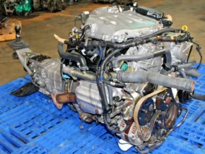 Toyota Hilux VIII 2.4L Diesel Engine | 2GD-FTV 150HP | 4WD Turbo Diesel