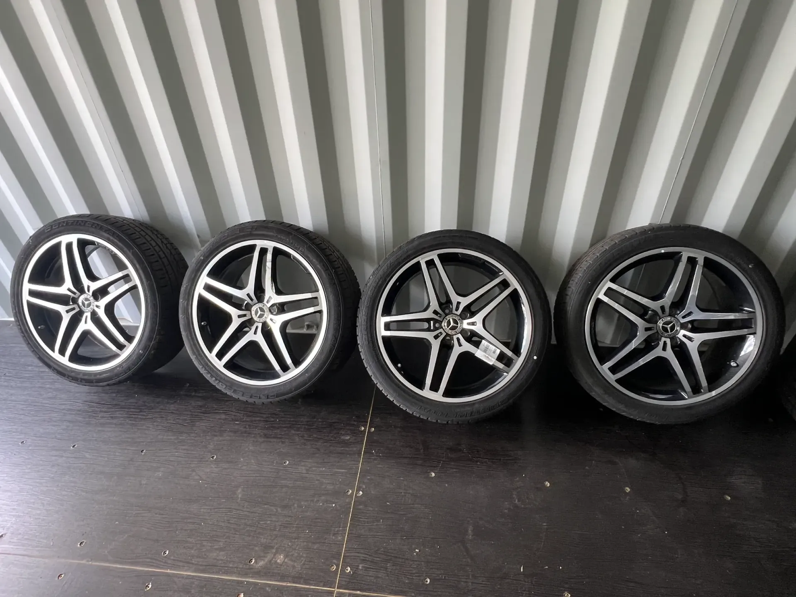 Mercedes AMG GLE/GL/GLS W166 21" Wheels + Continental Tires