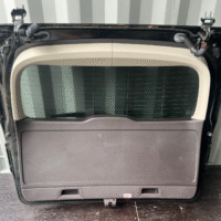 Original-Mercedes-Benz-GLE-W166-rear-tailgate-9040-Black-NEW-1.png