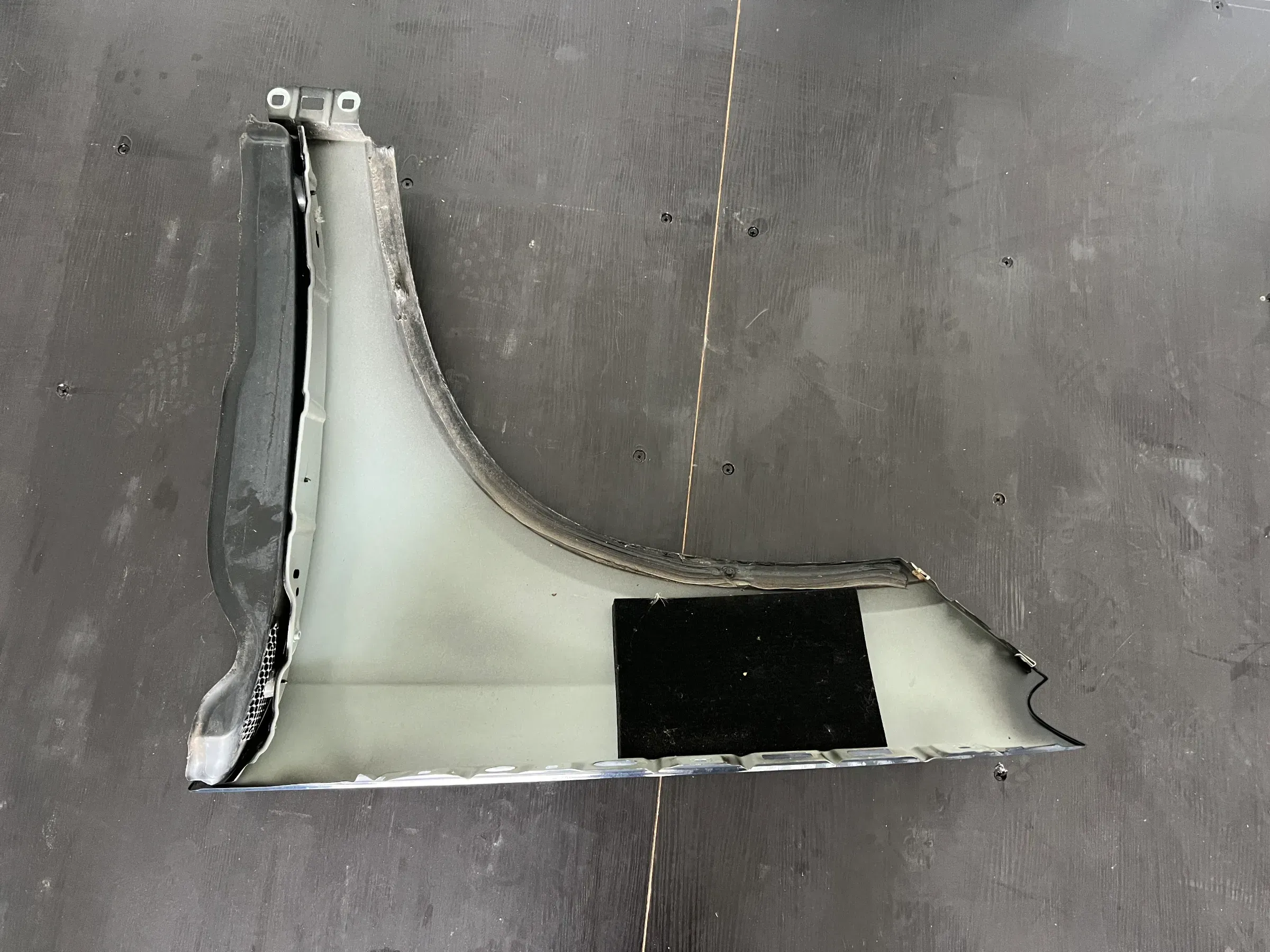 Second image of Mercedes-Benz GLE Coupe C292 Front Right Fender 9040 Black NEW