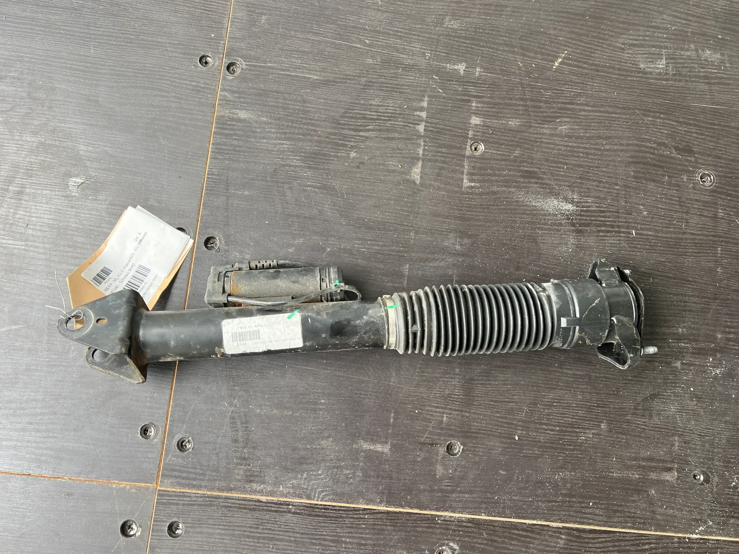 Mercedes ML/GL/GLE W166 Rear Airmatic Shock Absorber OEM