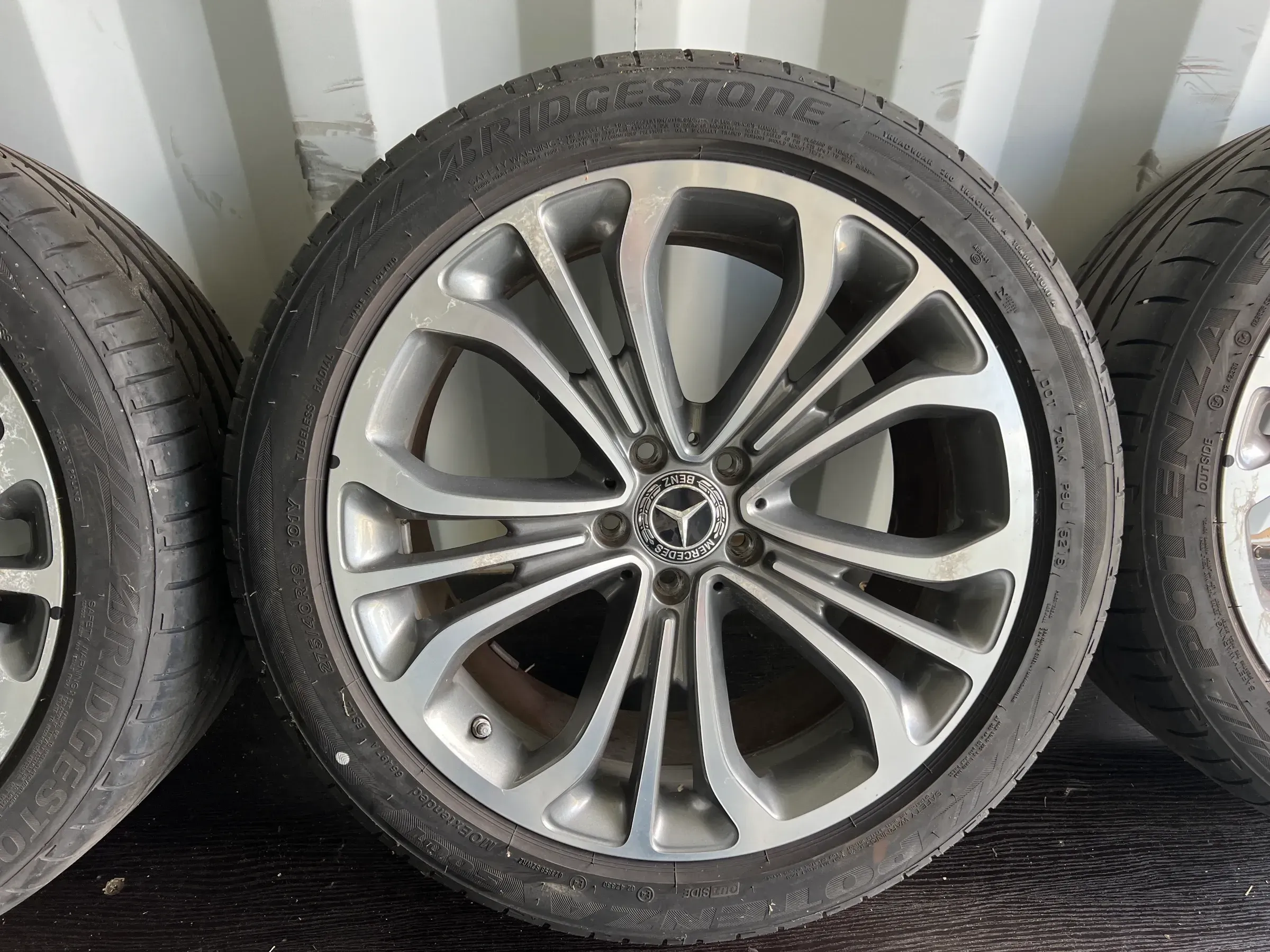 Second image of 4x Mercedes S-Class 217 19" Wheels with Bridgestone Tires A2174010302